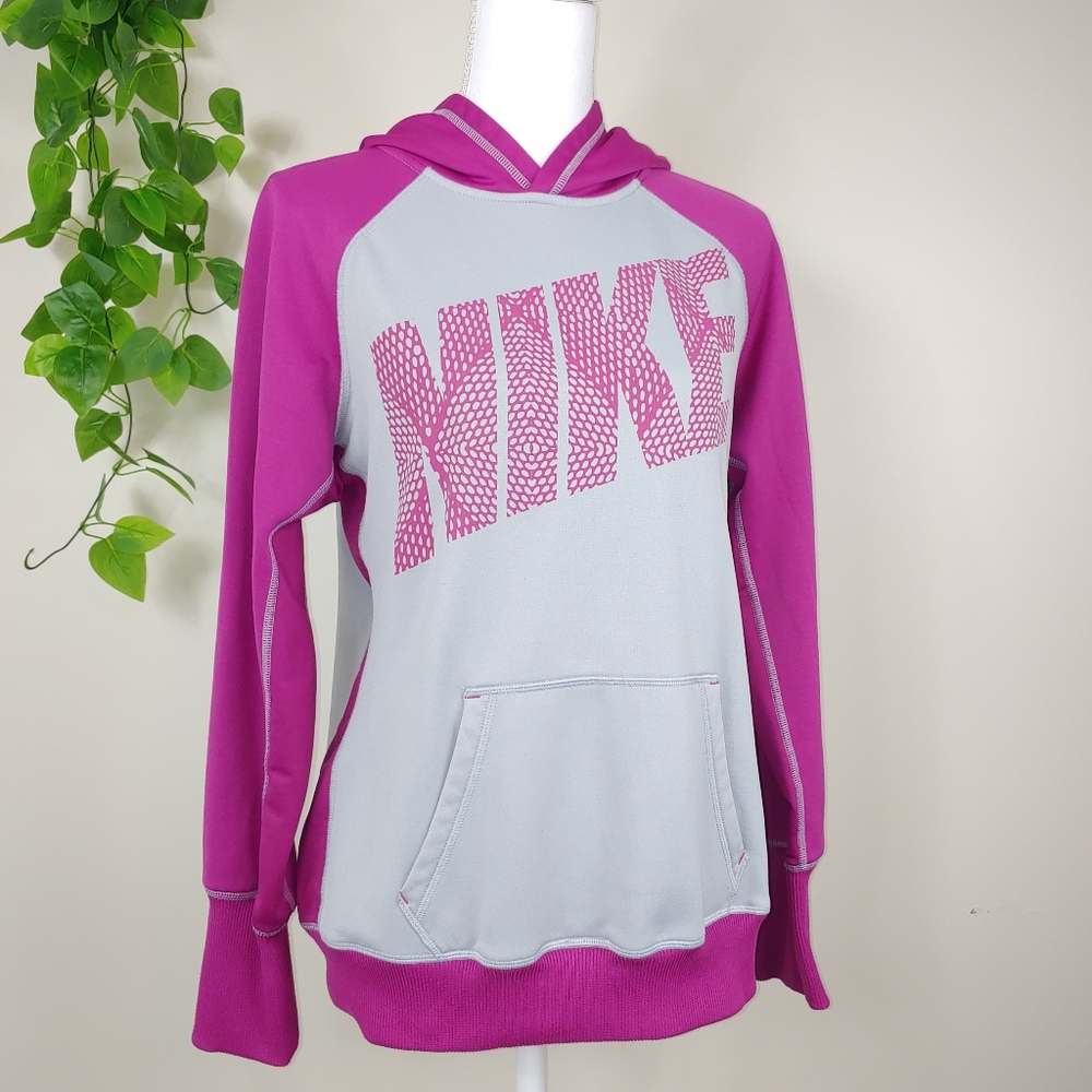 Nike Women Therma-Fit Pullover Hoodie Purp…
